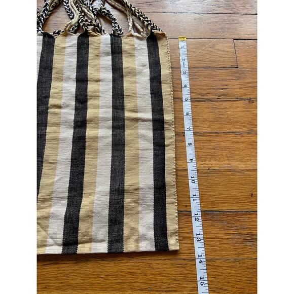 THE GLOBAL TRUNK Chiapas Striped Hammock Bag - Picture 7 of 9